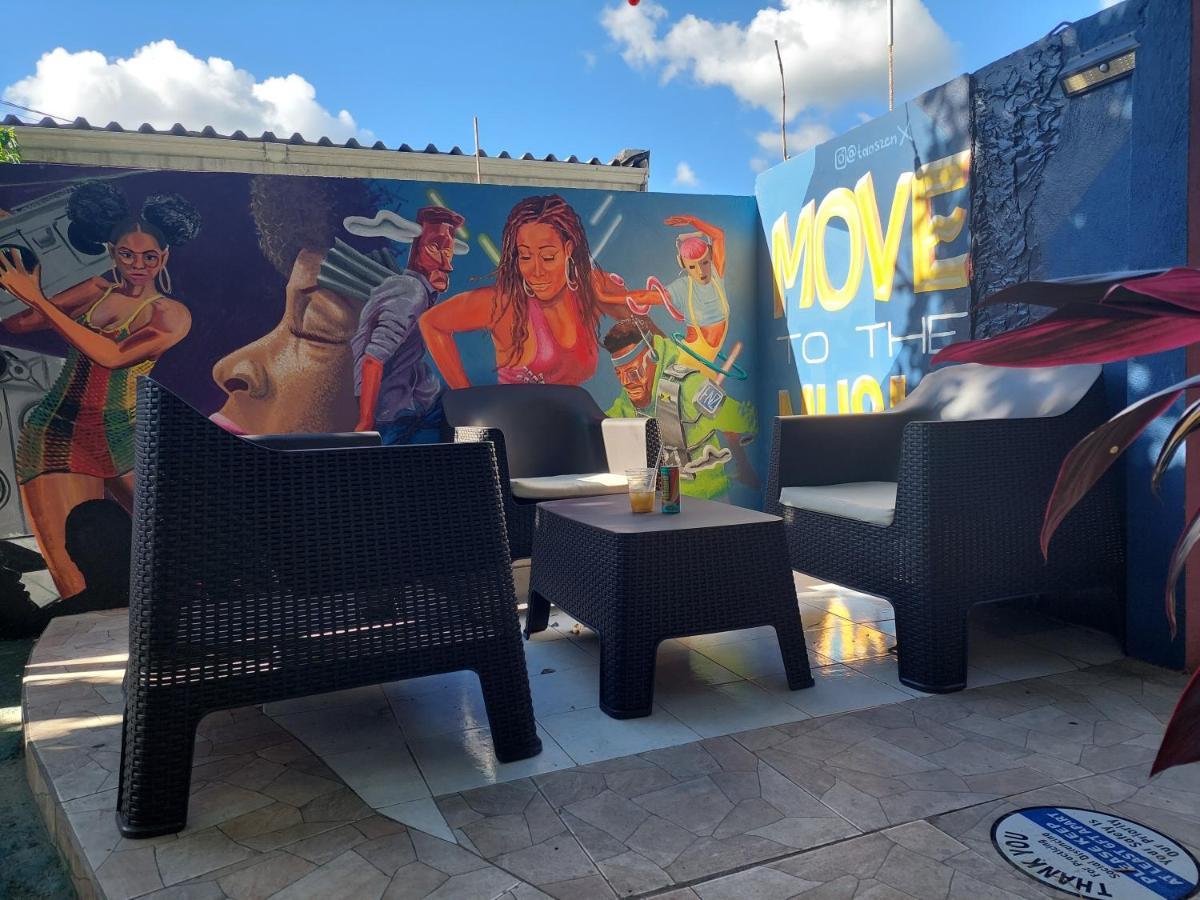 Dancehall Hostel Кингстон Экстерьер фото