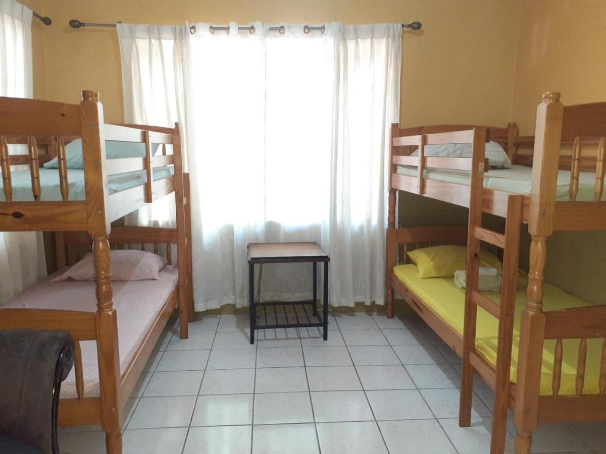 Dancehall Hostel Кингстон Экстерьер фото