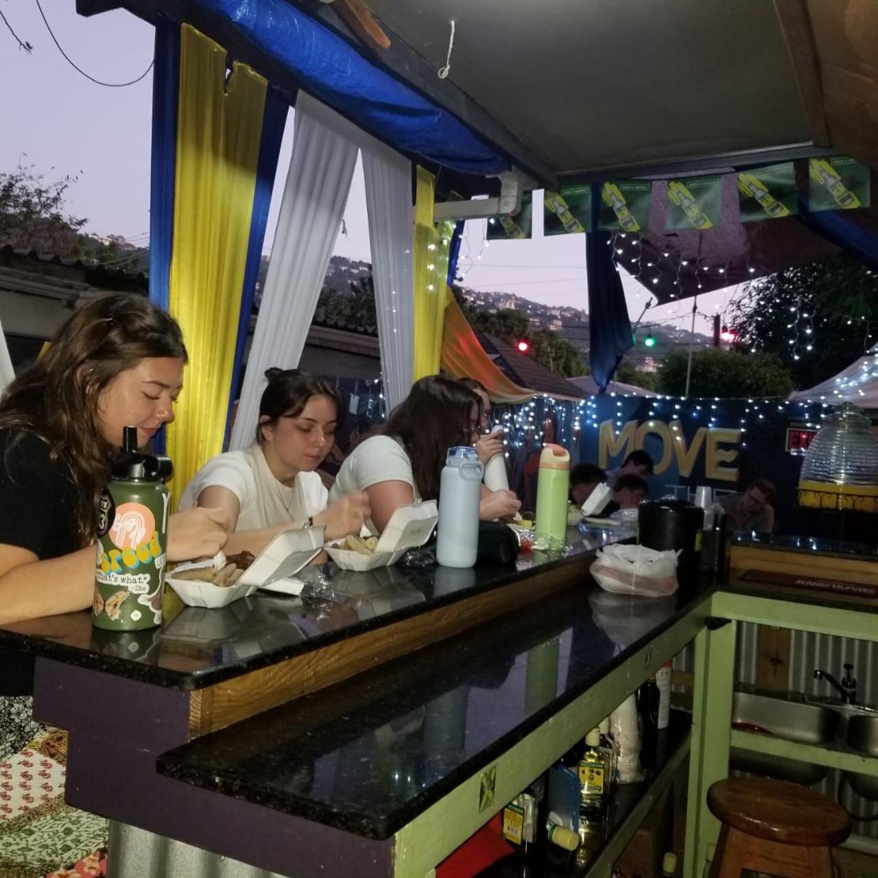 Dancehall Hostel Кингстон Экстерьер фото